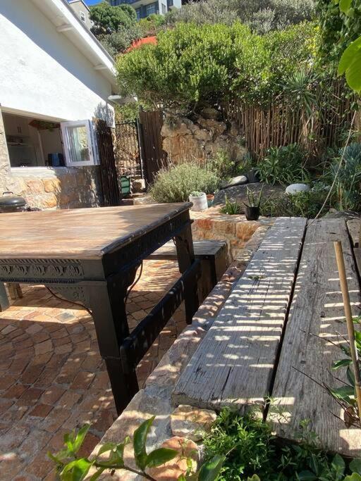 The Whalespotter On The Sea Holiday home Cape Town